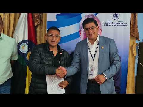 GOBERNADOR DEPARTAMENTAL FIRMA 2 CONVENIOS CON ALCALDE DE SAN JOSÉ EL RODEO