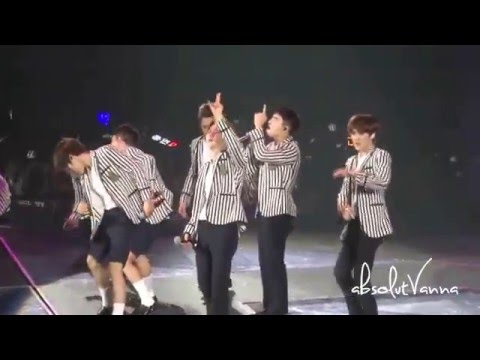 160110 EXO Love Me Right (EXO’luXion in Singapore)