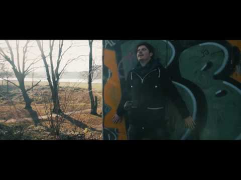 Tag, you're it! | ESL Play Commercial