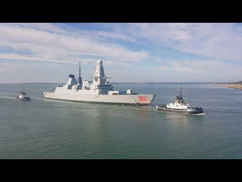 Hms Dragon sailing into HMNB Portsmouth 6/7/2019 Pt 1