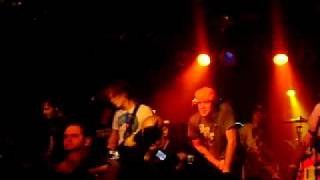 The Way She Moves - Forever The Sickest Kids