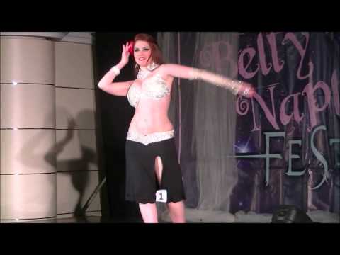 Dalma Izzo oriental tango