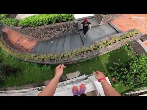 DON'T CHEAT ON YOUR WIFE | Escape Angry GirlFriend 2.0 ( Crazy Parkour Pov Escape )