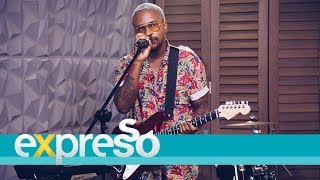 Majozi performs "Waiting"