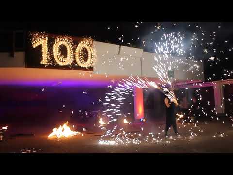 Firmen Pyrologo - Pyroschriftzug - Lanzenlichterbild