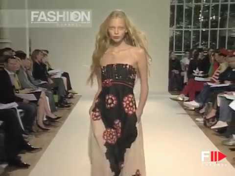 Fashion Show "Nicole Farhi" Spring Summer 2008 Pret a Porter London 2 of 2 by Fashion Channel