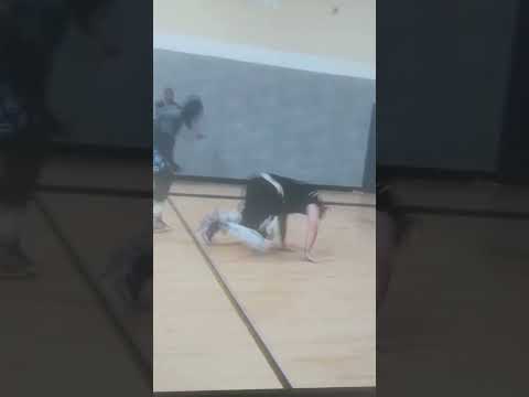 Uncle Skoob Fight Crswht The Crybaby!! #basketball #streetball #hoop #shorts #new #fight #2v2