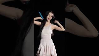 겨드랑이가 어떻게 이렇게 깨끗하지