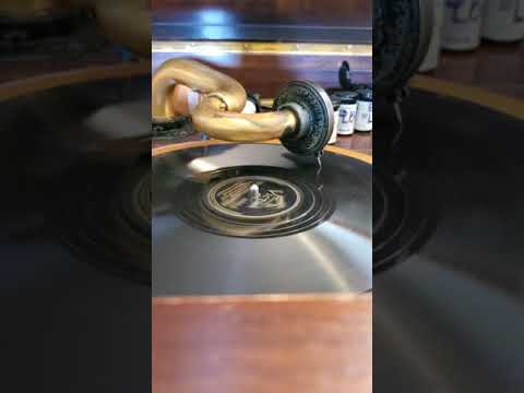 L'Amour, Toujours, L'Amour - (vocal Maxine Sullivan) Claude Thornhill and his Orchestra