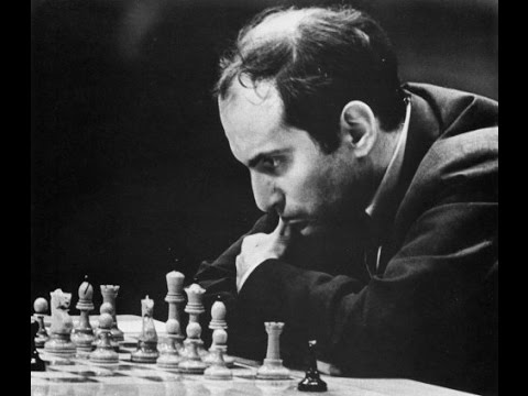 Mikhail Tal - S. Holm Petersen, Eu.Team Ch. 1970.
