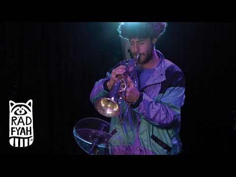 Jacob Hannes - Canti e Manti - Rad Fyah Studio (on the road) Live Session