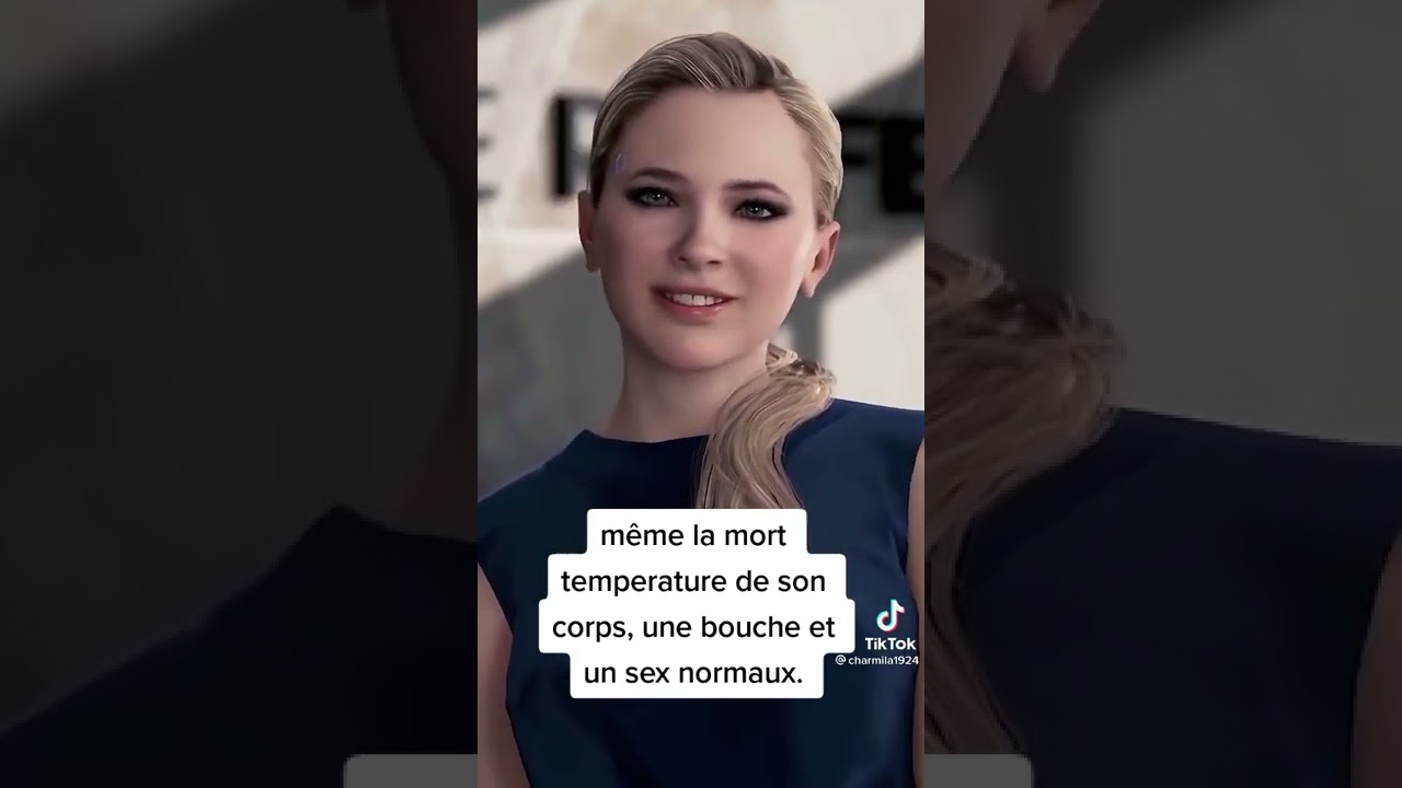 Cette femme est en plastique, ni sang, mais pareil comme une vraie avec un sexe