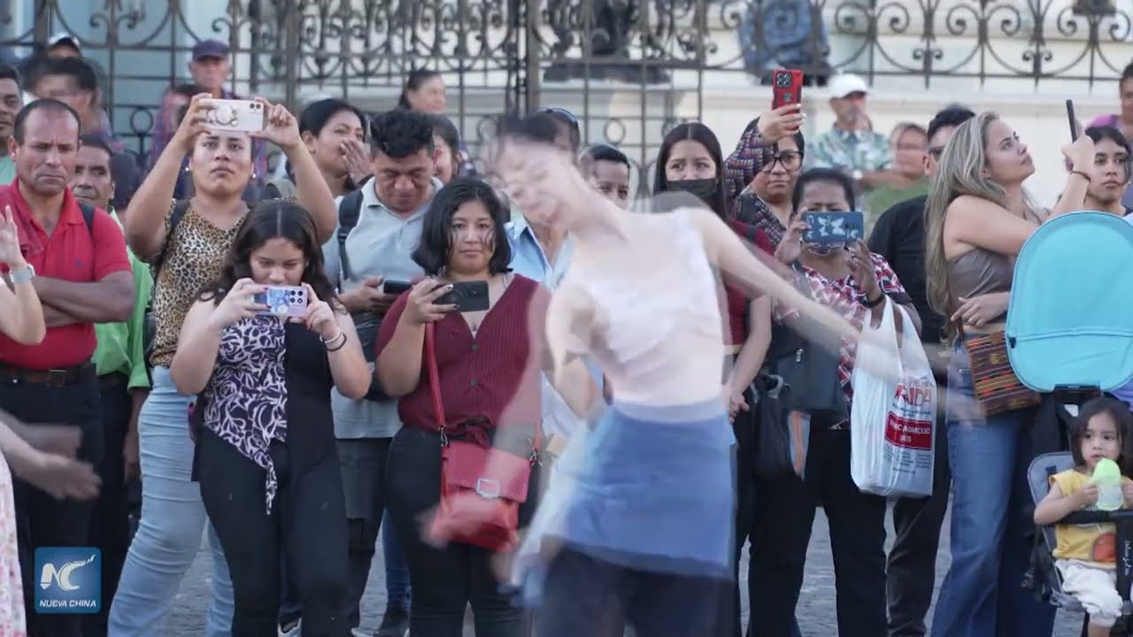 Ballet Nacional de China cautiva el corazón de la capital salvadoreña