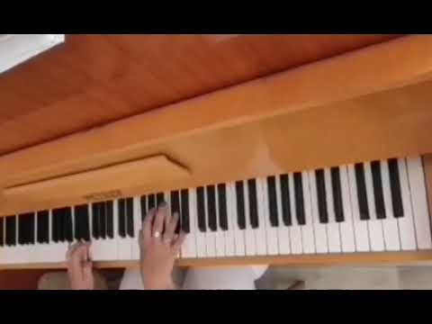 Zongoraiskola 1. / 97  Sugár Rezső - A part alatt