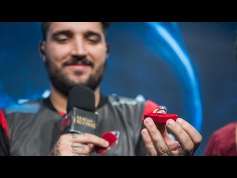 Pedido de casamento: brTT + Caju ao vivo