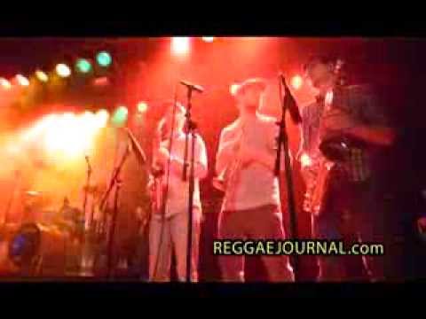 Rohan Lee - Boi, Boi, Boi 2014-01-03. Bibelot, Dordrecht, Holland. Asham band