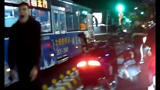 機車專用道才新開通沒幾天就車禍