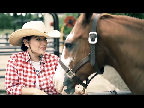 Milena Benites - Sí me Cumple nos Casamos (Video Oficial)