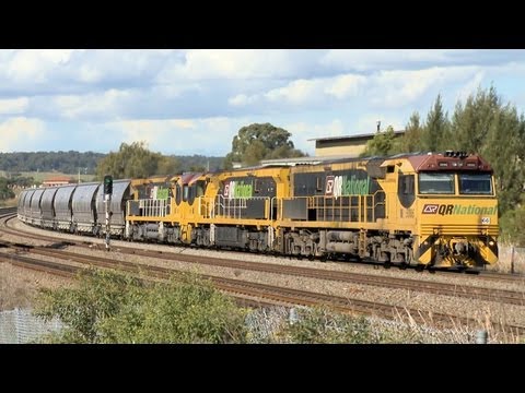 QRNational Coal Train - PoathTV Australian Railways & Railroads