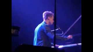 Mads Langer No Gravity