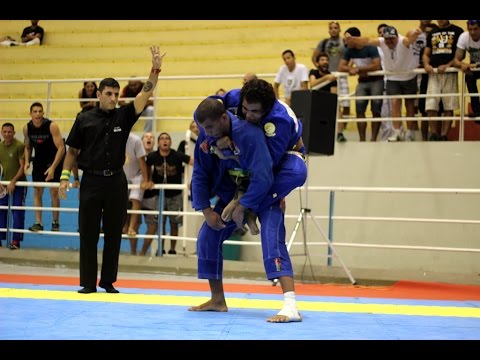 Igor Schneider x Erberth Santos - Sul Americano de Jiu-Jitsu 2014 IBJJF
