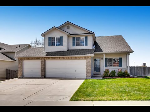 Thornton Home For Sale, Steps from Trail Winds Park and Open Space