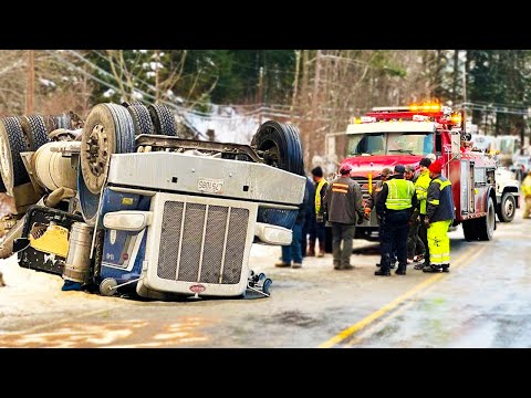 TOTAL IDIOTS VS TRUCKS | Truck Crash Compilation 2022 | Huge Logging Truck Through Extreme Roads
