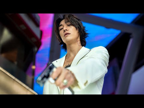 Twisted Mafia Boss Gives Out Thousands of Free Guns to the Vulnerable, Sparks Chaos!