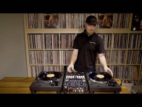 Salute to Kenny Rogers. Salute this dollar bin classic.