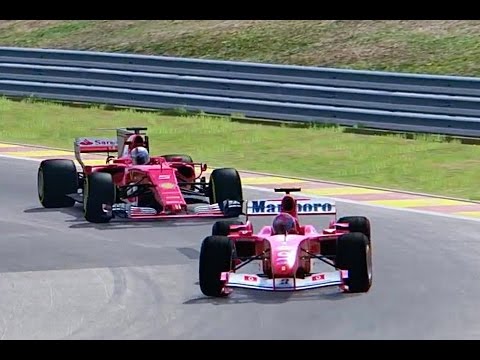 Ferrari F1 2017 vs Ferrari F1 2004 - Spa