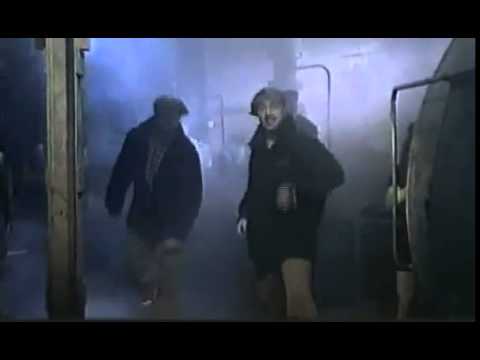 Matthias Schweighöfer im Video  Der 5er Pack mit Paranoia Hip Hop aus Chemnitz von 1997   YouTube 2