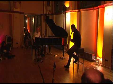 intuitive Klangzeit (Ausschnitte) - music improvisation Kinan Azmeh & Mitsch Kohn Berlin