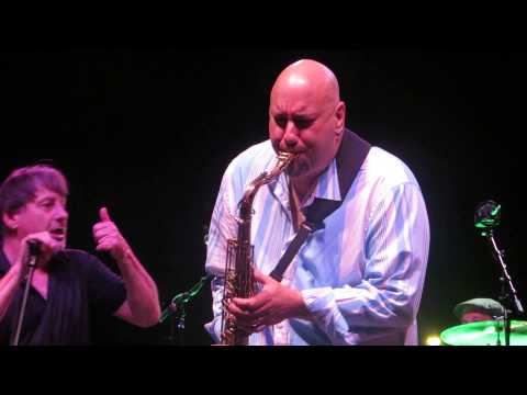 Southside Johnny & The Asbury Jukes - "Walk Away Renee" - Stone Pony, 7/3/13