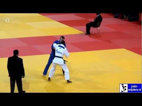 Judo 2012 Grand Slam Paris: Munyonga (ZAM) - Benkoczky (SVK) [-81kg]