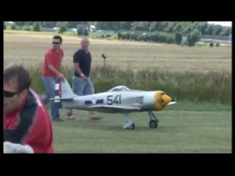 GIANT 1/4 SCALE RC HAWKER SEAFURY MOKI 250cc 5 CYLINDER RADIAL PETROL - BICKLEY SCALE 2011 - NIGEL