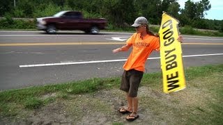 preview picture of video 'Sign Spinners - Robert Busts a Move!'