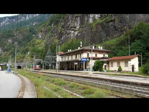 SBB Re 4/4 IN TRANSITO ISOLATO A ISELLE.(VB) 18 - 8 - 2016