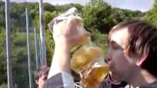 preview picture of video 'vier bier ein ohrenschof'