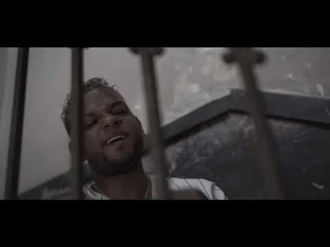 Khristian El Morumbe - AMIGOS FALSOS Ft. El Coyote (Video Oficial)