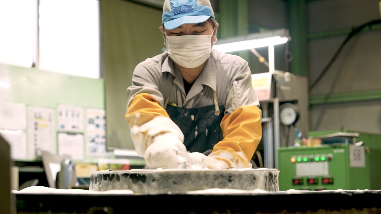 【日本唯一】競輪選手"全員"が使う自転車ペダル製造工場 | 60年職人の0.01mmへのこだわり| 三ヶ島製作所