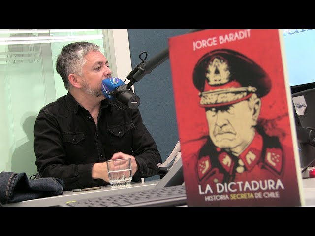 Vídeo relacionado con La dictadura / Jorge Baradit.