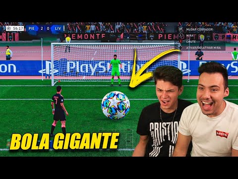 FIFA, mas com uma BOLA GIGANTE!