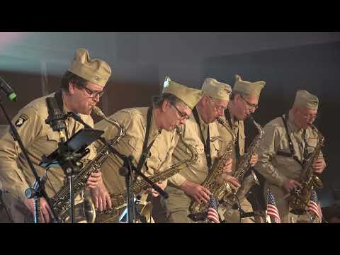 Philippe Crestée big band - American Patrol 1942 Glenn Miller Army Air Force band