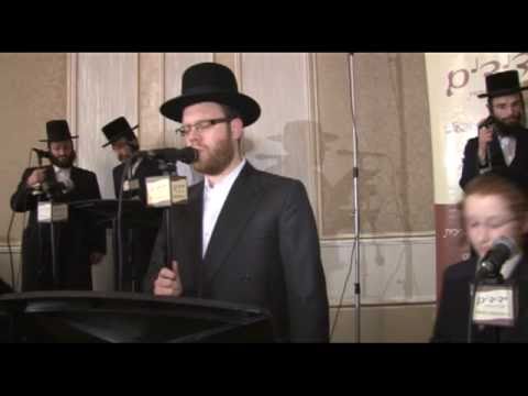 Yumi Lowy sings Machnisei Rachamim (Yiddish)