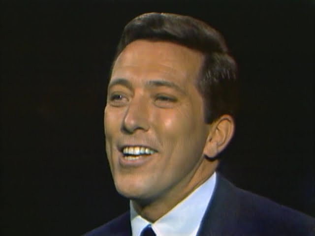 Video zu 'It's The Most Wonderful Time Of The Year' ansehen