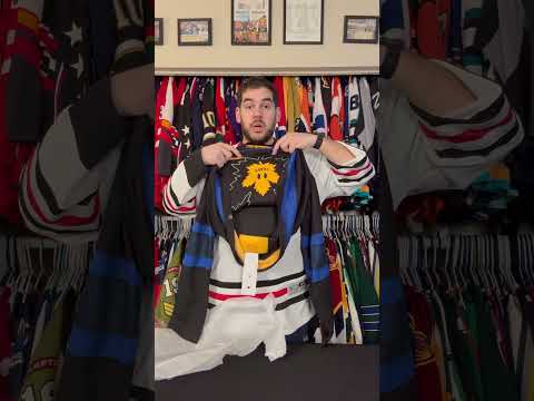 Phil Unboxes an Adidas Toronto Reversible third jersey - big differences!
