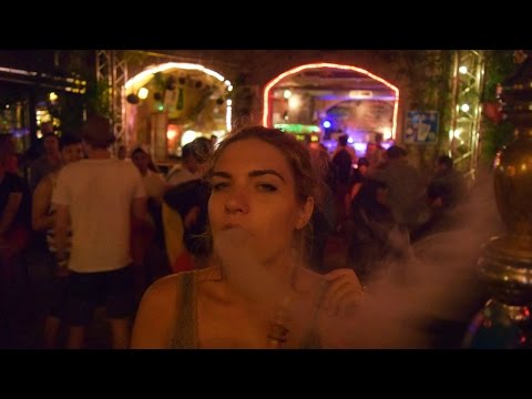 Szimpla Kert Ruin Bar | Daily Travel Vlog 139, Hungary, HD