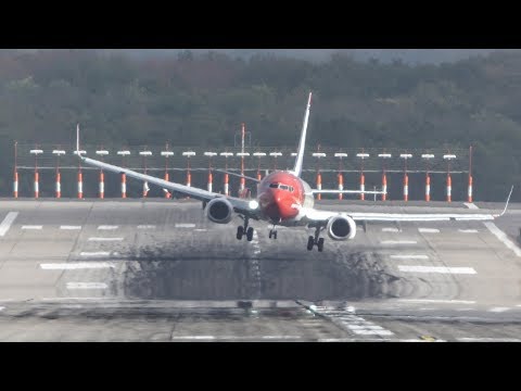 VIDEO Pogledajte kako olujni vjetar pri slijetanju zanosi zračne grdosije