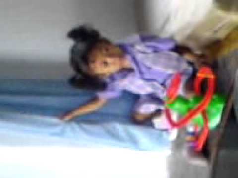 Balqis Ngambek gak mau sekolah