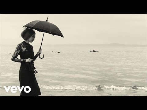 男と女 [en duo avec 横山剣 de クレイジーケンバンド]